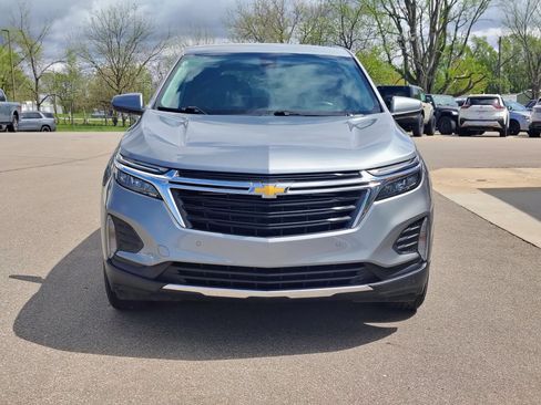Used 2024 Chevrolet Equinox LT w/ LPO, Floor Liner Package AWD/4WD image 7