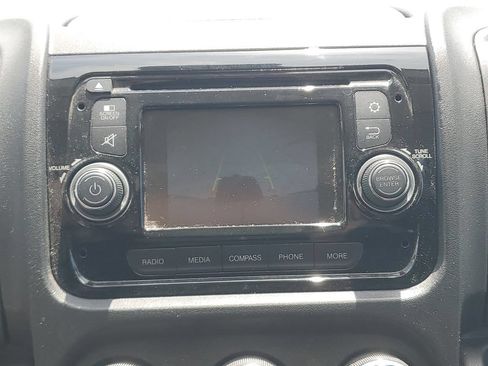 Used 2014 RAM ProMaster 1500 w/ Interior Convenience Group FWD image 17