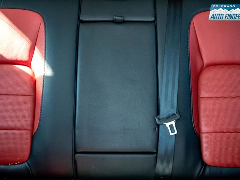 Used 2018 Jaguar F-PACE R-Sport image 25