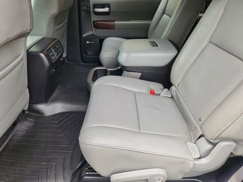Used 2015 Toyota Sequoia Platinum RWD image 25