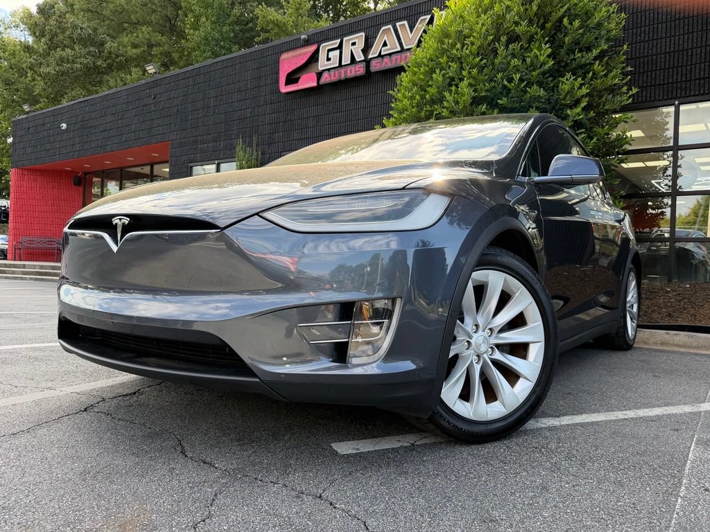 Used 2020 Tesla Model X Long Range AWD/4WD image 2