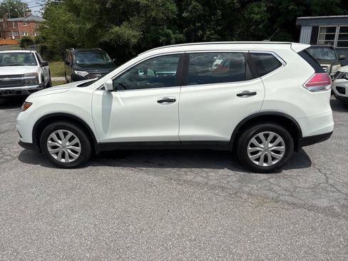 Used 2016 Nissan Rogue S AWD/4WD image 20