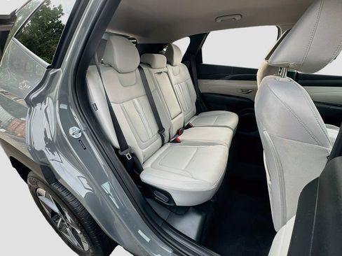 Used 2025 Hyundai Tucson SEL FWD image 24
