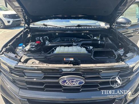 Certified 2025 Ford Expedition Active RWD image 28