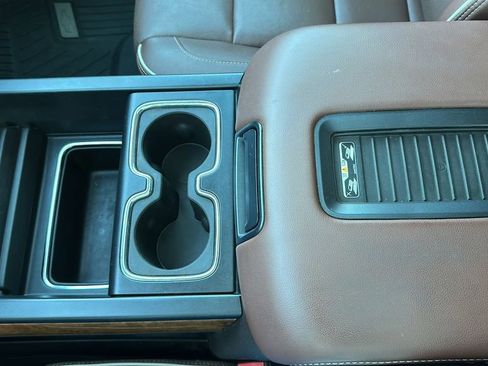 Used 2019 Chevrolet Silverado 3500 High Country w/ Duramax Plus Package image 9