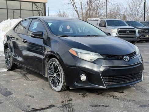 Used 2014 Toyota Corolla S image 2