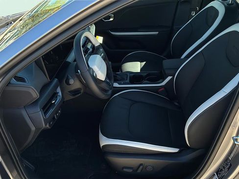New 2025 Kia K4 GT-Line Turbo w/ GT-Line Premium Package FWD image 10