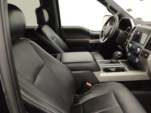 Used 2019 Ford F150 Lariat w/ Equipment Group 502A Luxury image 21