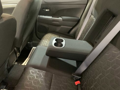 New 2025 Mitsubishi Outlander Sport ES image 5