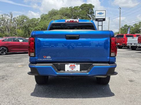 Used 2024 Chevrolet Colorado LT w/ LT Convenience Package II RWD image 4