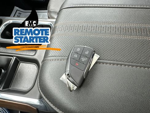 Used 2024 Chevrolet Silverado 1500 High Country w/ High Country Premium Package AWD/4WD image 86