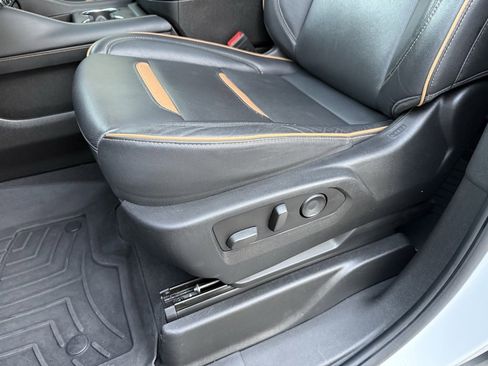 Used 2024 GMC Yukon AT4 w/ AT4 Premium Package image 25