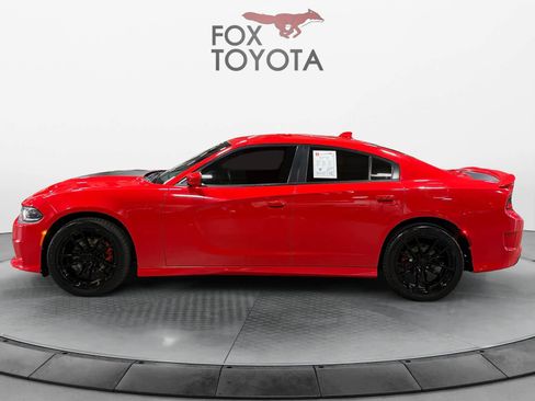 Used 2019 Dodge Charger GT RWD image 3