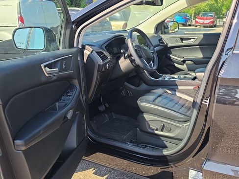 Used 2023 Ford Edge SEL w/ Convenience Package AWD/4WD image 9