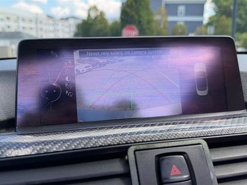 Used 2015 BMW M4 Convertible RWD image 26
