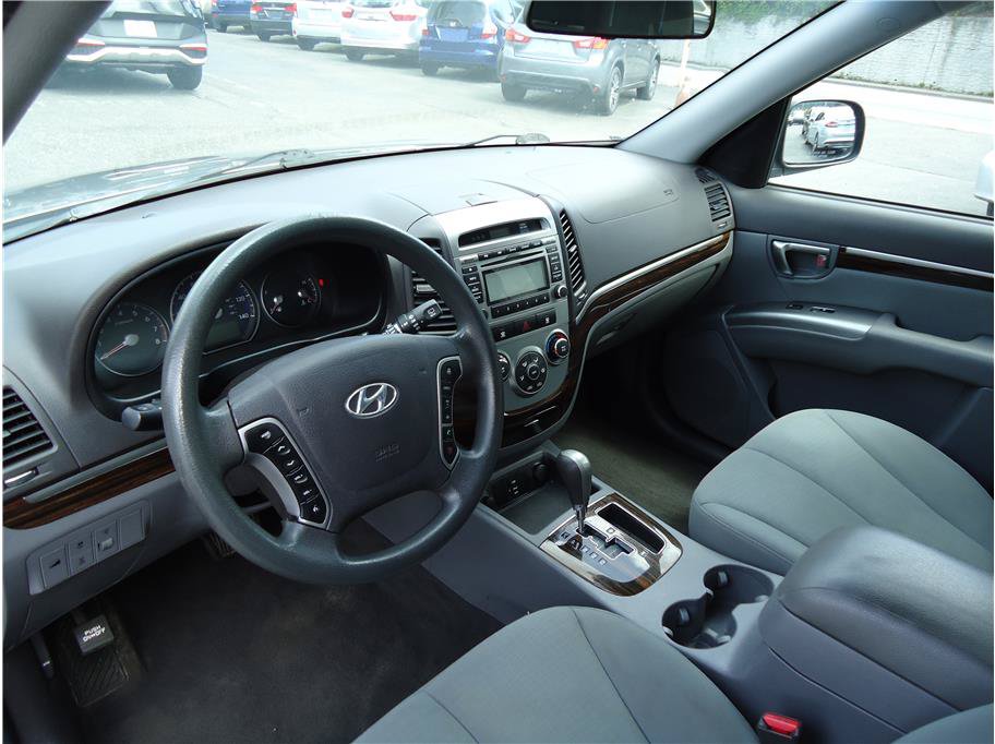 Used 2012 Hyundai Santa Fe GLS AWD/4WD image 12