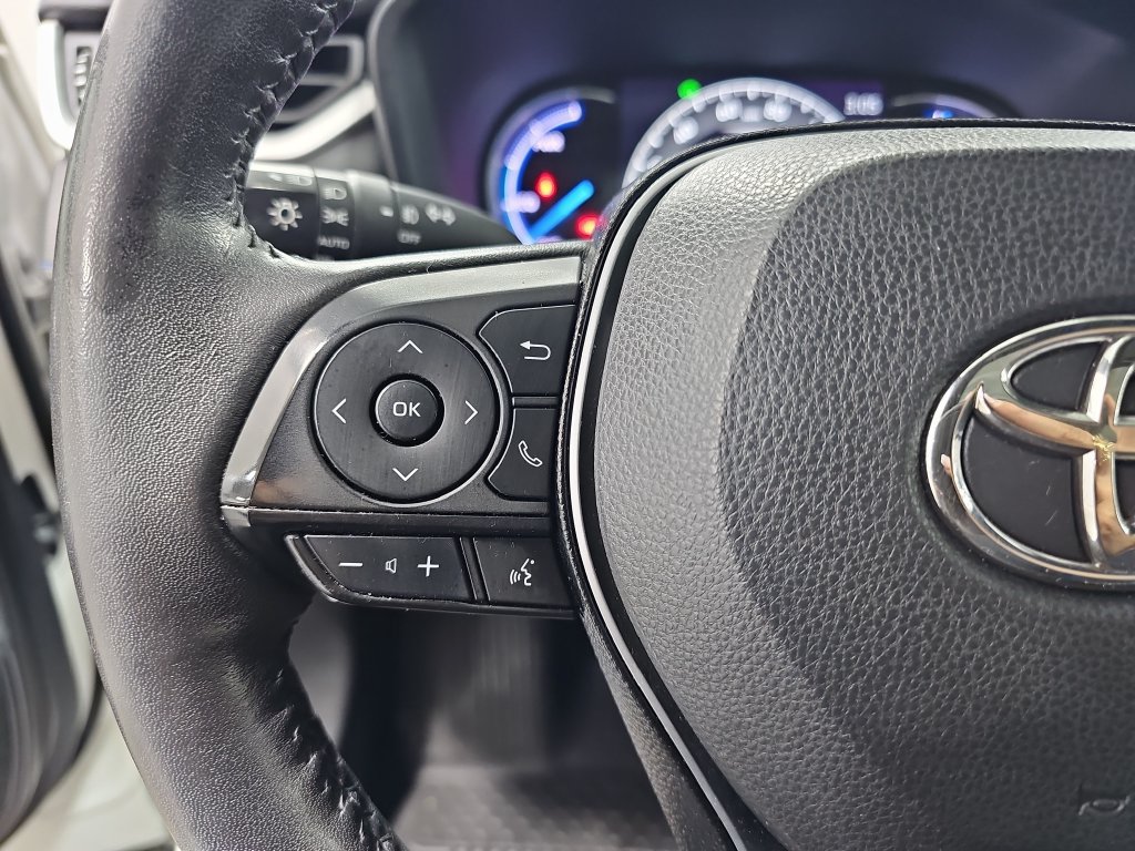 Used 2021 Toyota RAV4 XSE AWD/4WD image 19