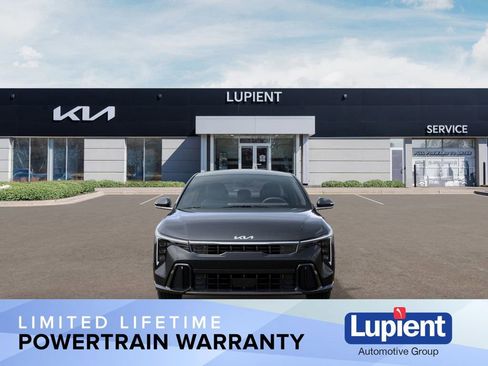 New 2026 Kia K4 GT-Line image 3