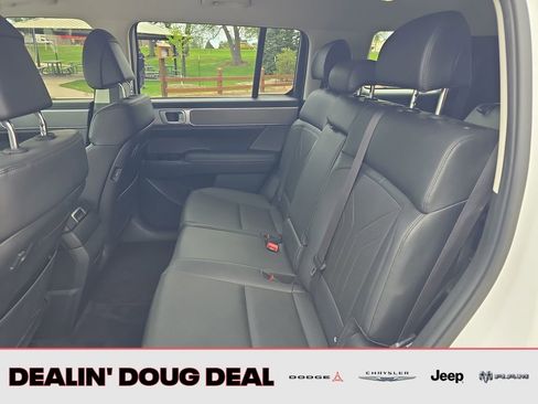 Used 2024 Hyundai Santa Fe SEL AWD/4WD image 20