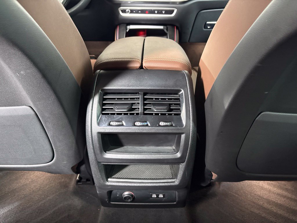Certified 2024 BMW X5 sDrive40i w/ Premium Package RWD image 32