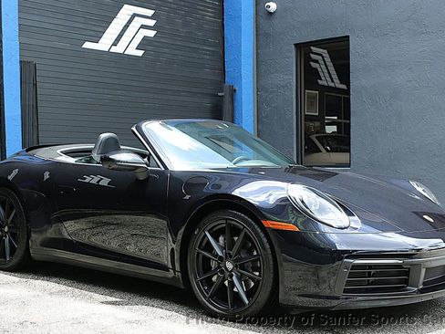 Used 2021 Porsche 911 Carrera image 3