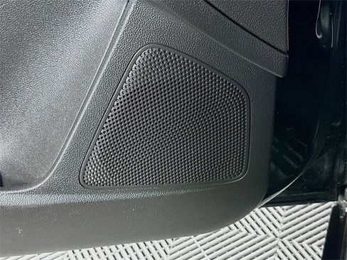 Used 2018 Ford Focus SEL image 18