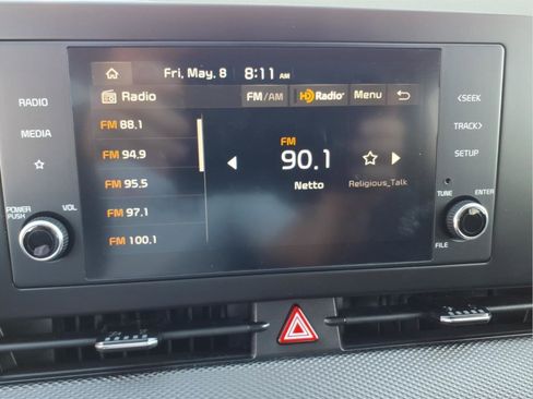 Used 2025 Kia Sportage LX FWD image 21