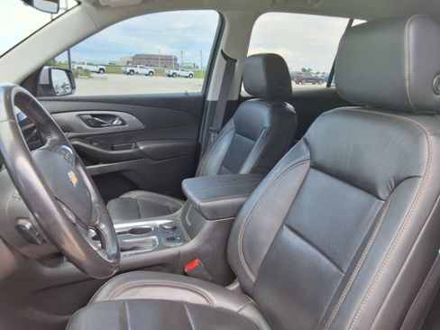Used 2019 Chevrolet Traverse LT AWD/4WD image 11
