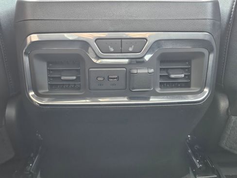 Used 2021 Chevrolet Silverado 1500 LTZ w/ LTZ Premium Package AWD/4WD image 27