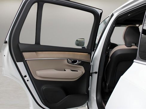 New 2026 Volvo XC90 B5 Plus image 29