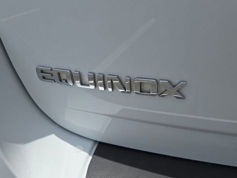 Used 2017 Chevrolet Equinox LS FWD image 16
