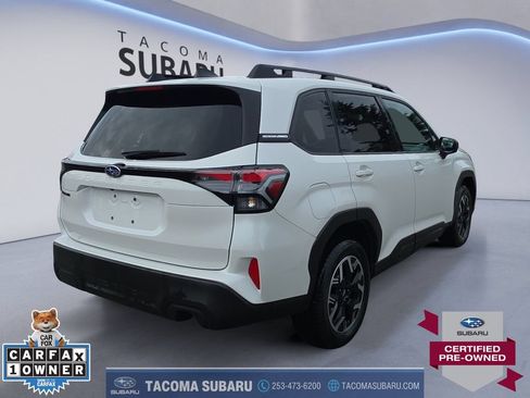 Used 2025 Subaru Forester Premium AWD/4WD image 5