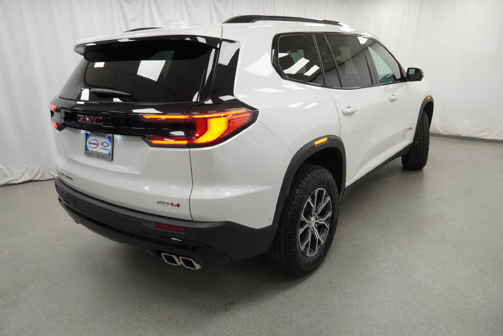 Certified 2024 GMC Acadia AT4 w/ Super Cruise Package AWD/4WD image 7