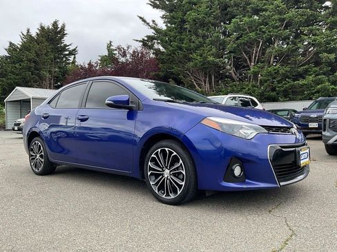 Used 2016 Toyota Corolla S FWD image 2