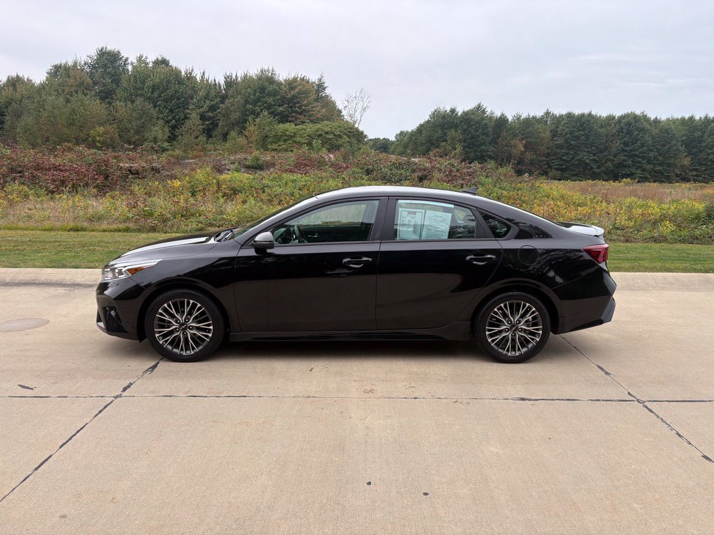 Used 2023 Kia Forte GT-Line FWD image 6