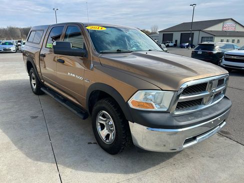 Used 2011 RAM 1500 ST w/ SXT Appearance Group image 3