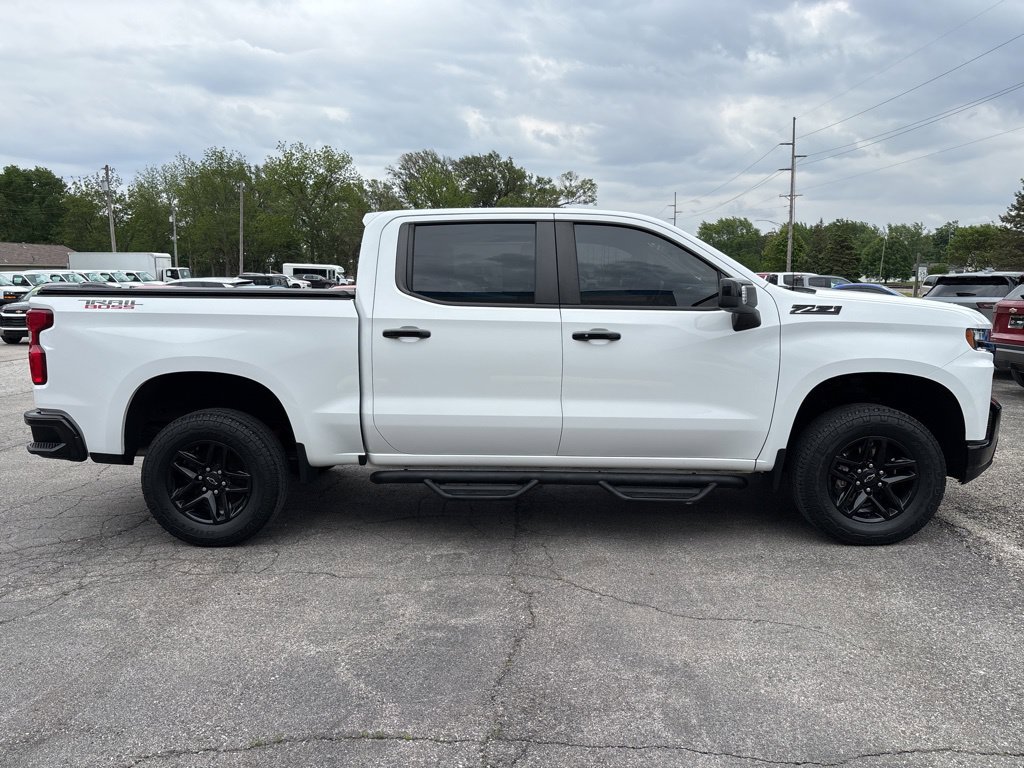 Used 2021 Chevrolet Silverado 1500 LT Trail Boss w/ Convenience Package II AWD/4WD image 4