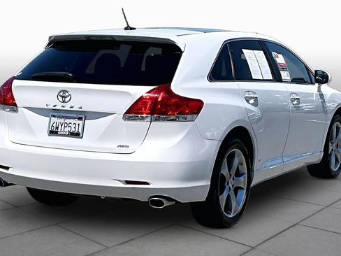 Used 2011 Toyota Venza AWD w/ Premium Pkg #2 image 12