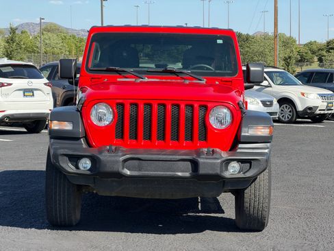 Used 2023 Jeep Wrangler Unlimited Sport AWD/4WD image 2