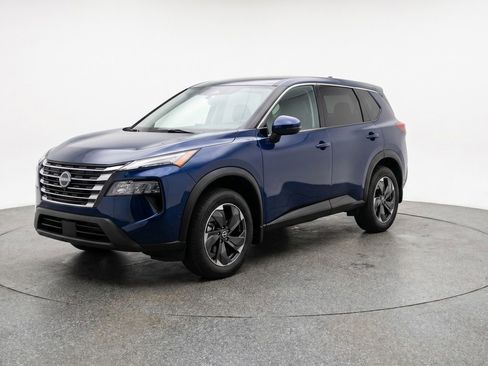 Used 2025 Nissan Rogue SV AWD/4WD image 3