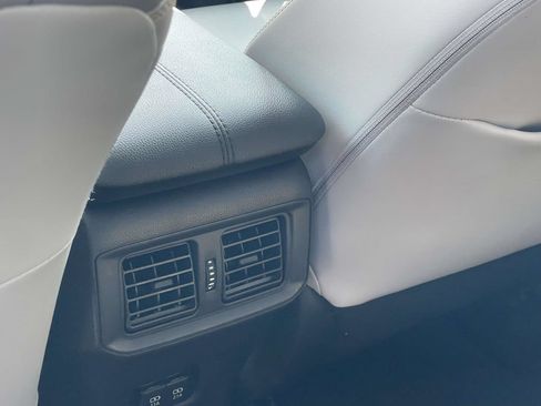 Used 2019 Toyota RAV4 XLE Premium w/ Cold Weather Package FWD image 12