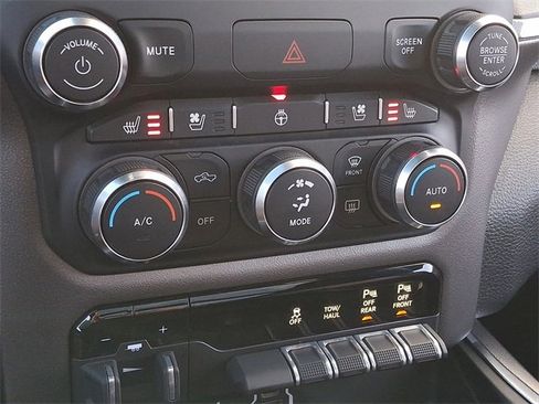 Used 2021 RAM 1500 Laramie w/ Sport Appearance Package image 16