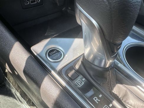 Used 2024 Nissan Altima 2.5 SV image 20