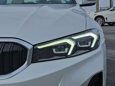Used 2023 BMW 330i xDrive Sedan w/ Driving Assistance Package image 9