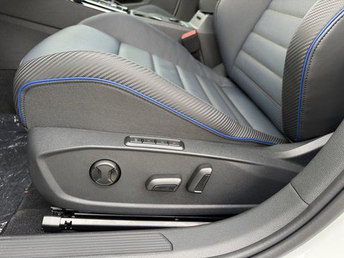 New 2026 Volkswagen Golf image 30