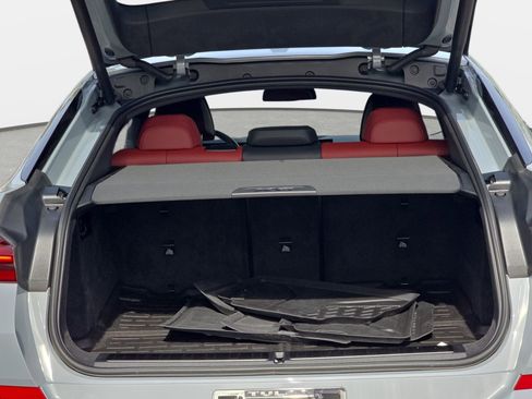 Used 2025 BMW X6 xDrive40i image 12