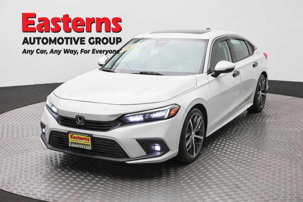 Used 2022 Honda Civic Touring image 1
