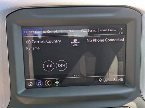 Used 2024 Chevrolet Silverado 1500 Custom image 16