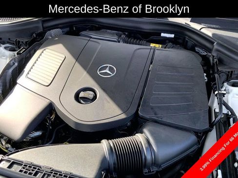 Used 2025 Mercedes-Benz GLC 350e GLC 350e image 36