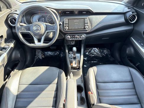 Used 2019 Nissan Kicks SR w/ SR Premium Package image 16